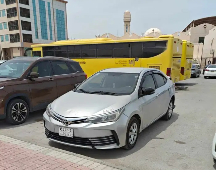 تويوتا كورولا 2018 ستاندر