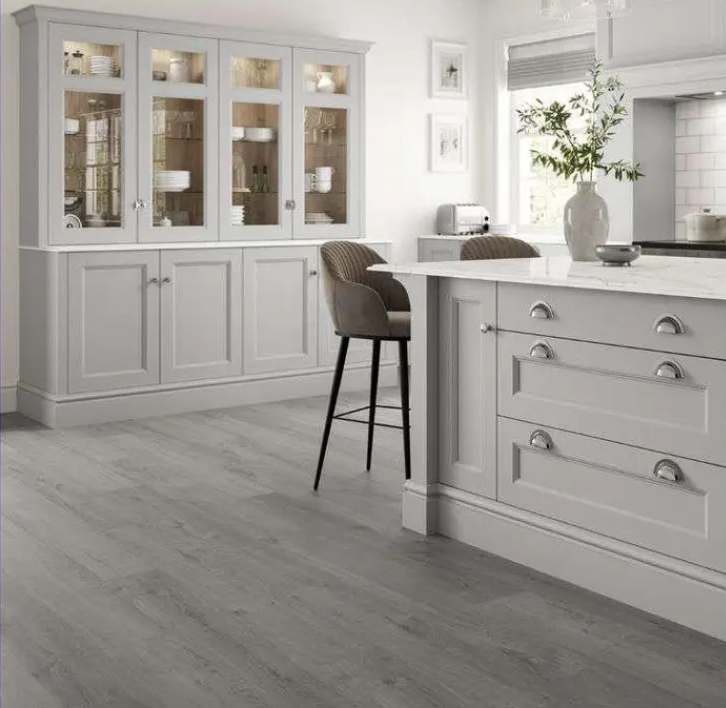 أرضيات باركية خشب مع تركيب وضمان شركة رماس للديكور