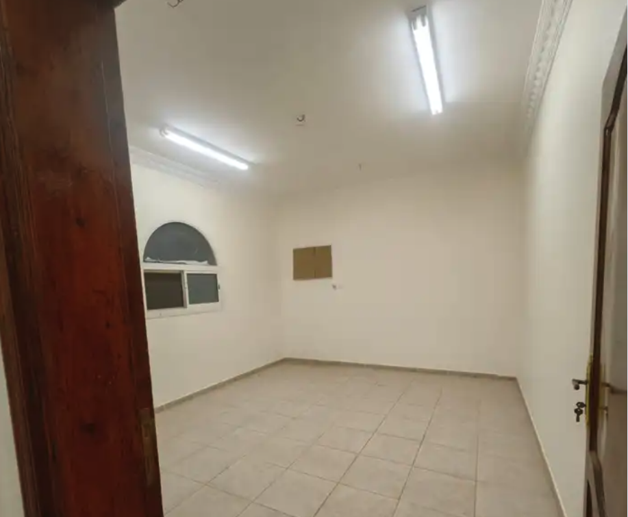 شقة عوائل 5 غرف للإيجار