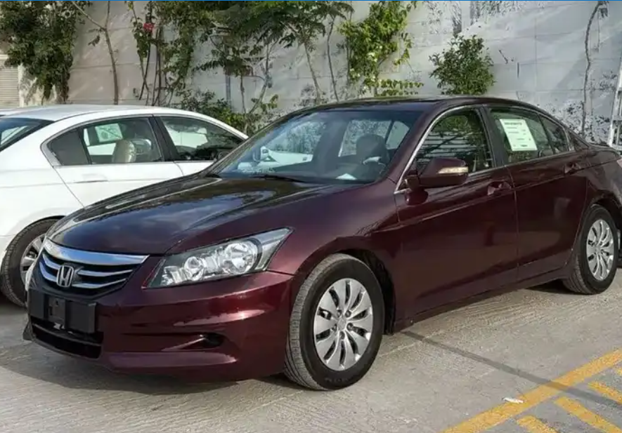 اكورد 2008 محول 2012