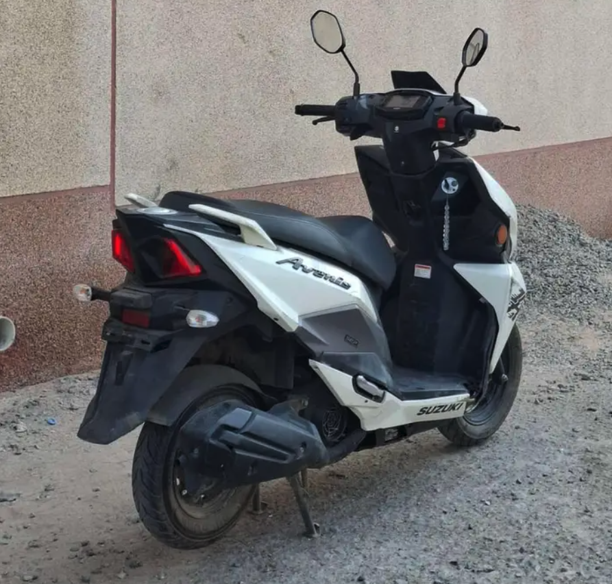 دباب سزوكي افينيوس