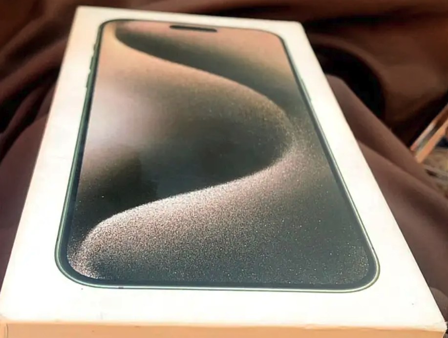 جهاز إيفون 15 استخدام كمل شهر للبيع