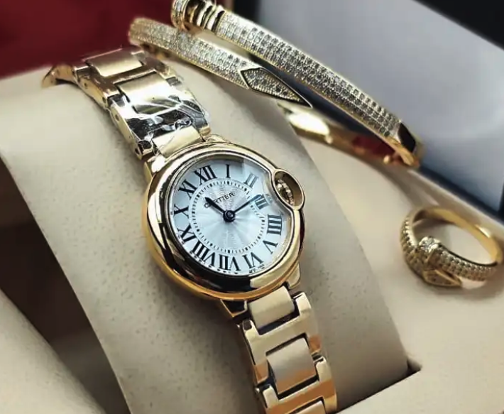 ساعه كارتير نسائي جوده عاليه