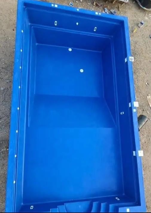 مسابح فايبر جلاس