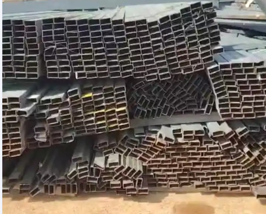 مکہ حداد لحام حداد حداد هناجر مظلات سندويش مضلات