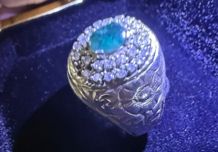 خاتم رجالي الماس وزمرد