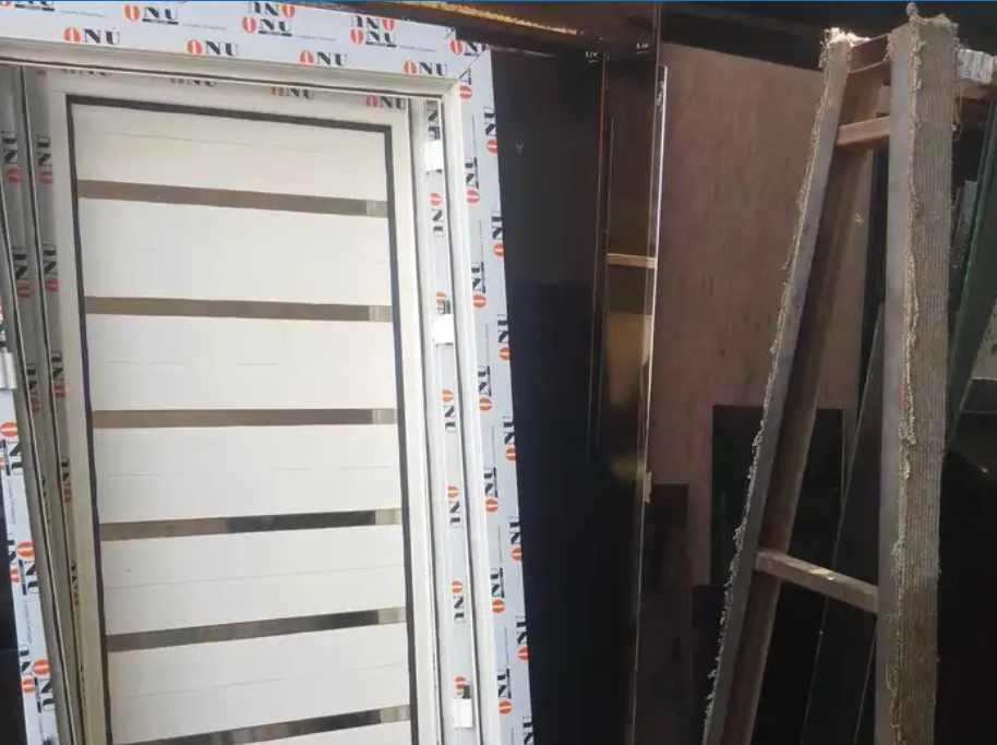 فني المنيوم مطابخ ابواب شبابيك صيانه وتفاصيل