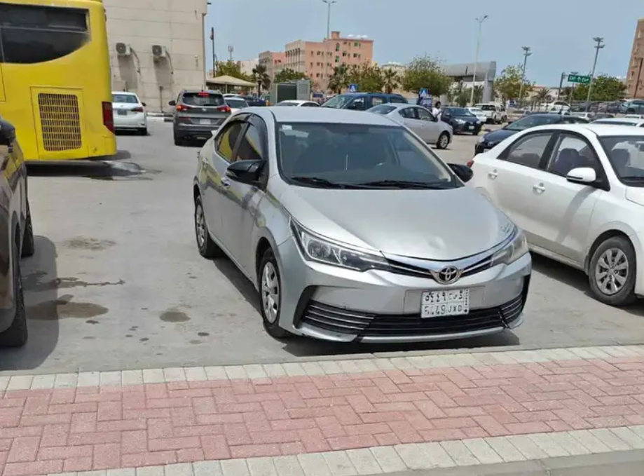 تويوتا كورولا 2018 ستاندر