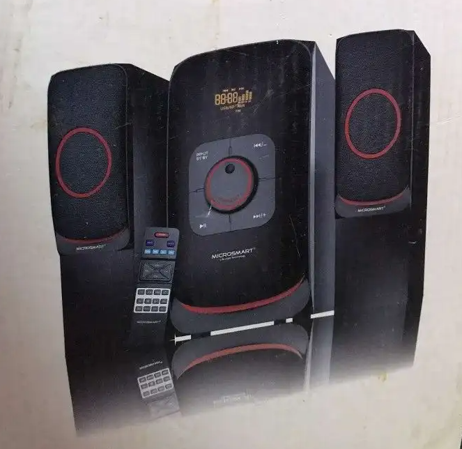 سماعات مكبرات صوتيه