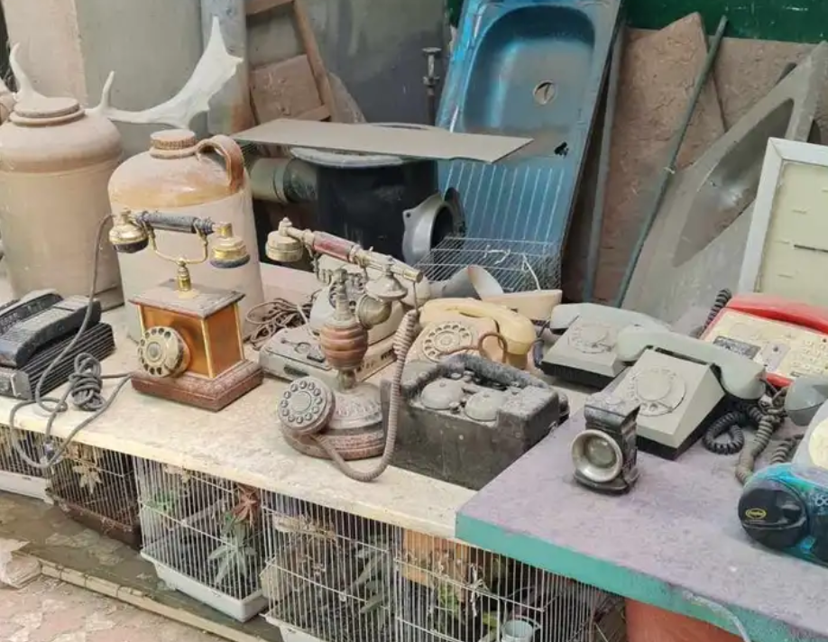 مقنيات قديمه جدا لاصحاب المتاحف والتحف