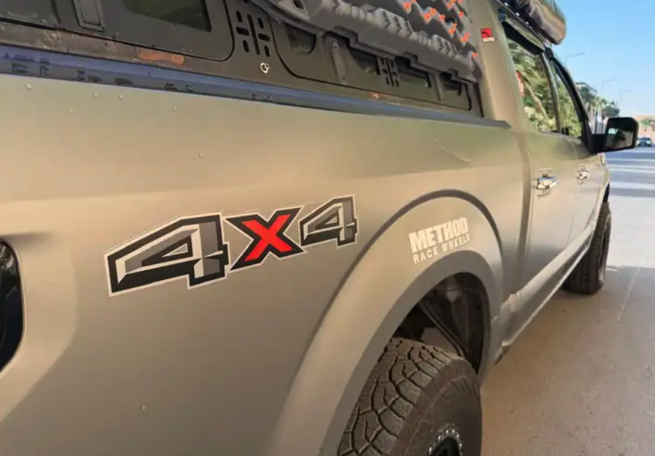 وحش البر والرحلات Ford F-150 XLT 2019 مجهزة A Z