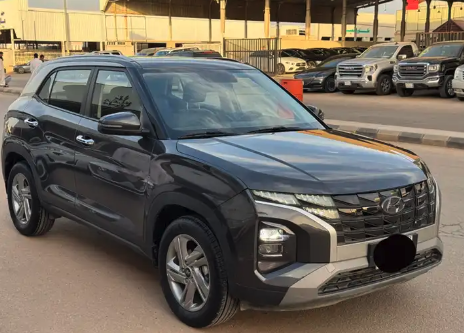 كريتا 2023 فل كامل عداد 3الاف فقط