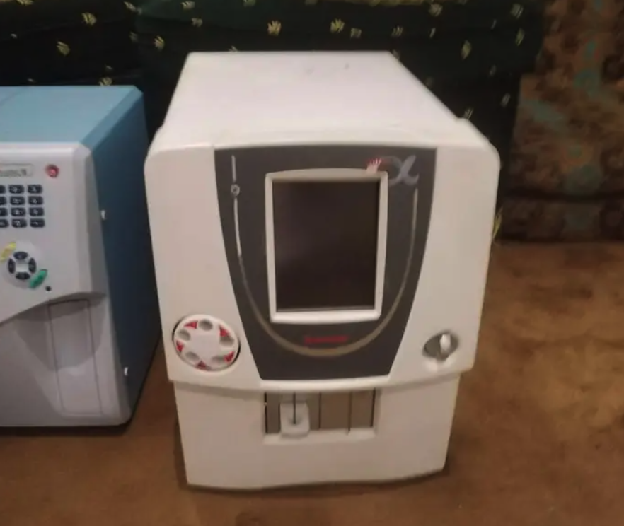 جهازين CBC سويسري وسويدي
