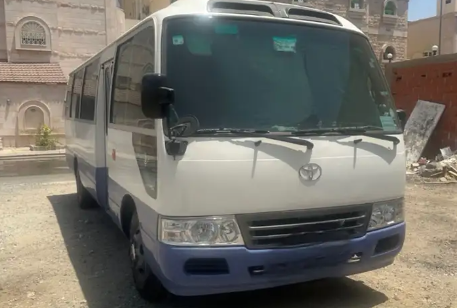 باص كوستر للإيجار خدمات نقل