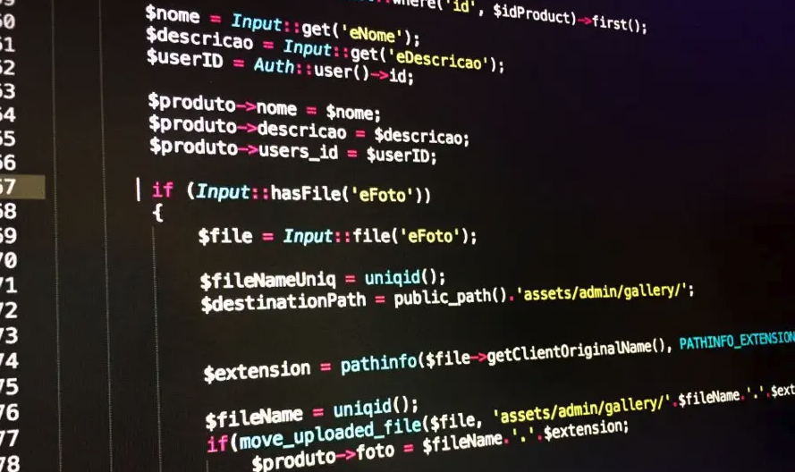 مشاريع برمجية في الويب ومشاريع تخرج