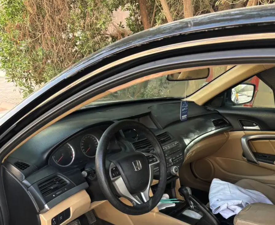 هوندا اكورد كوبيه فل كامل - موديل 2010