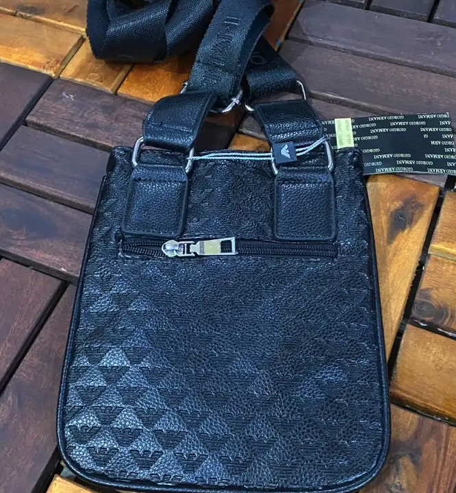 شنط رجالية فاخرة