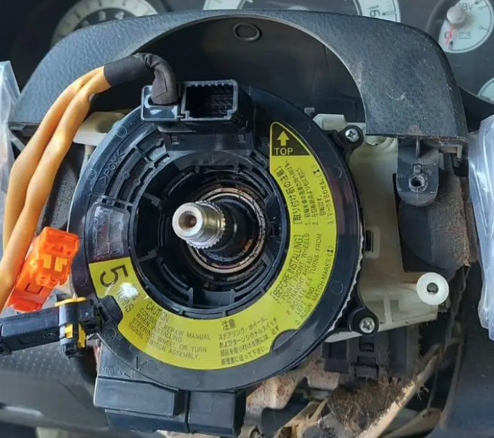 شريحة الأيرباق والبوري لسيارات تويوتا ولكزس ضمان 6 شهور