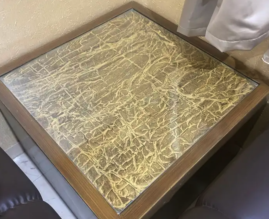 للبيع طاولات مجلس