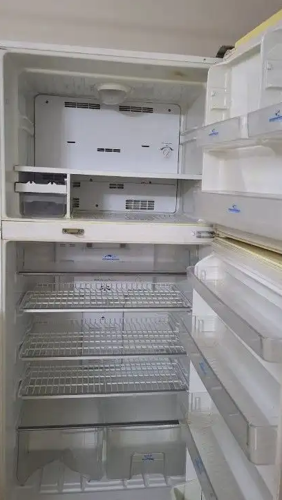 ثلاجة مطبخ ثلاجه ارضي بسعر 600