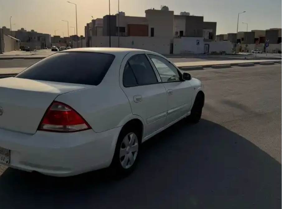 نيسان صني 2010