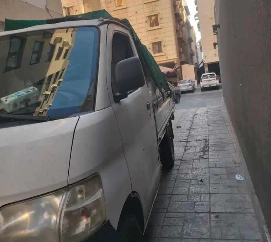 دباب نقل عفش جده وخارجها فك وتركيب غرف النوم خدمات توصل جده