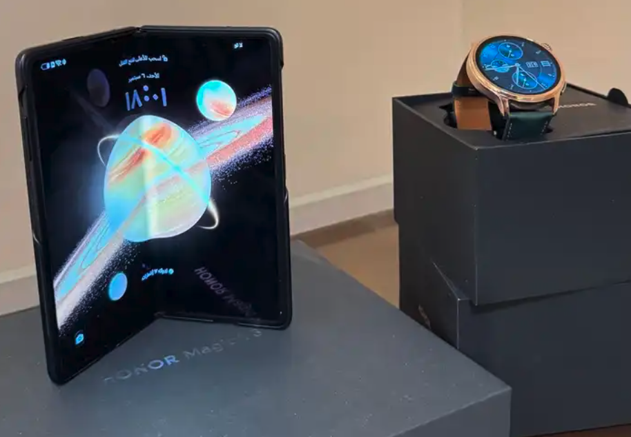 جوال هونر Magic V3 ساعه 4Pro