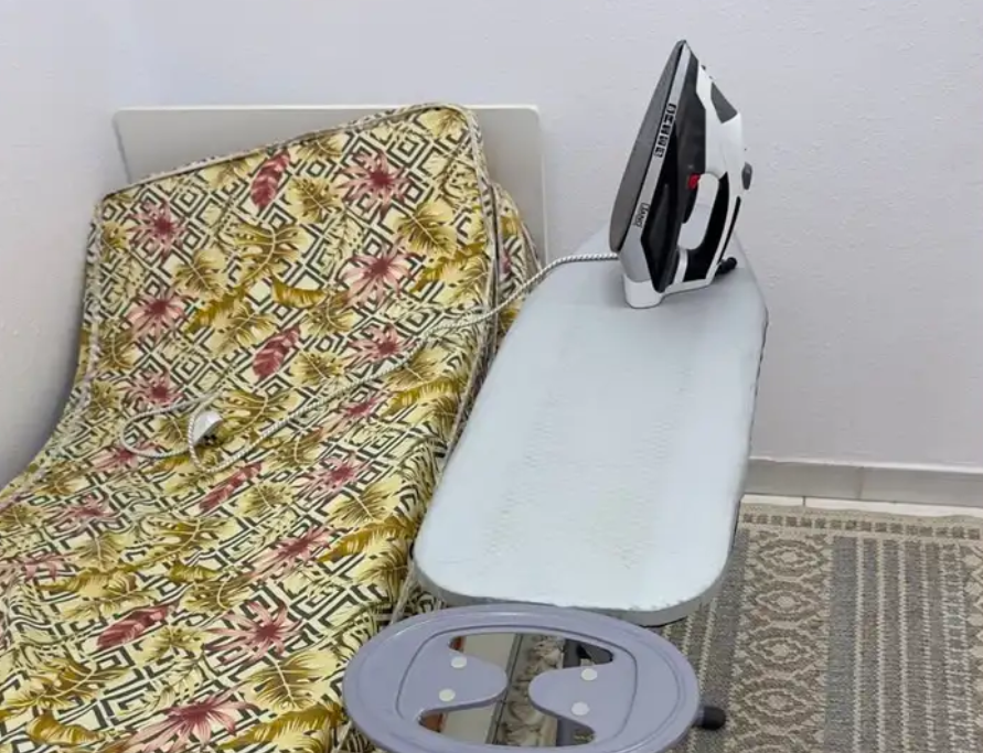 اثاث منزلي شبه جديد