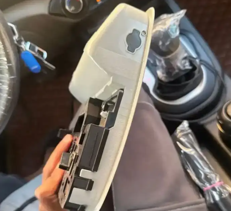 بيت نضاره سيراتو استاندر موديل 2021