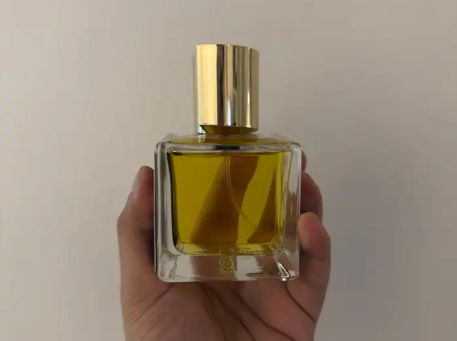عطر نيشاني اني