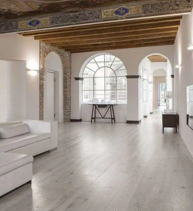 أرضيات باركية خشب مع تركيب وضمان شركة رماس للديكور