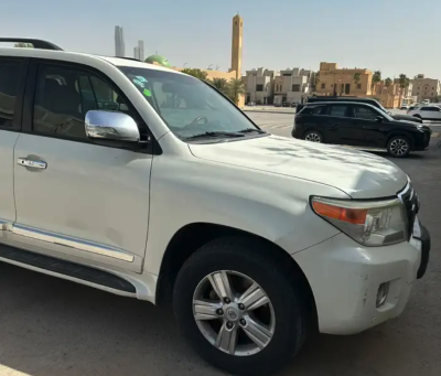 لاندكلوزر 2013 GXR