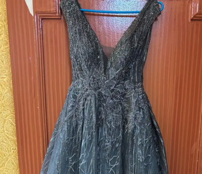 فستان سهرة فخم للبيع