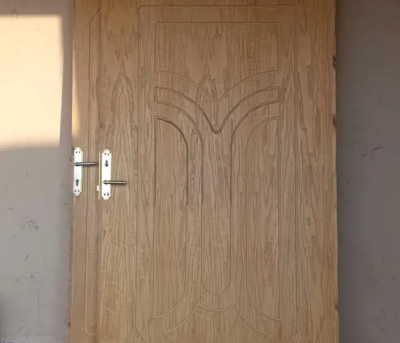 2.ابواب خشب نضيفه جدا