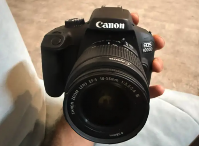 كاميرة كانون