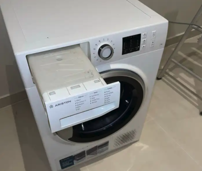 مجفف ملابس ( اريستون )