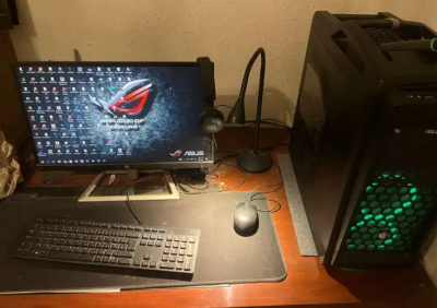 كمبيوتر مكتبي هندسي للبيع