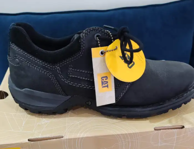 جزمة سلامة 200 ريال ( CAT ( safety shoes