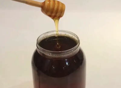 للبيع عسل سدر طبيعي 100 للكيلو 200 ونص كيلو 100