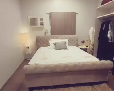 سرير ودولاب ببابين سحاب