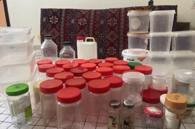 علب بلاستيك