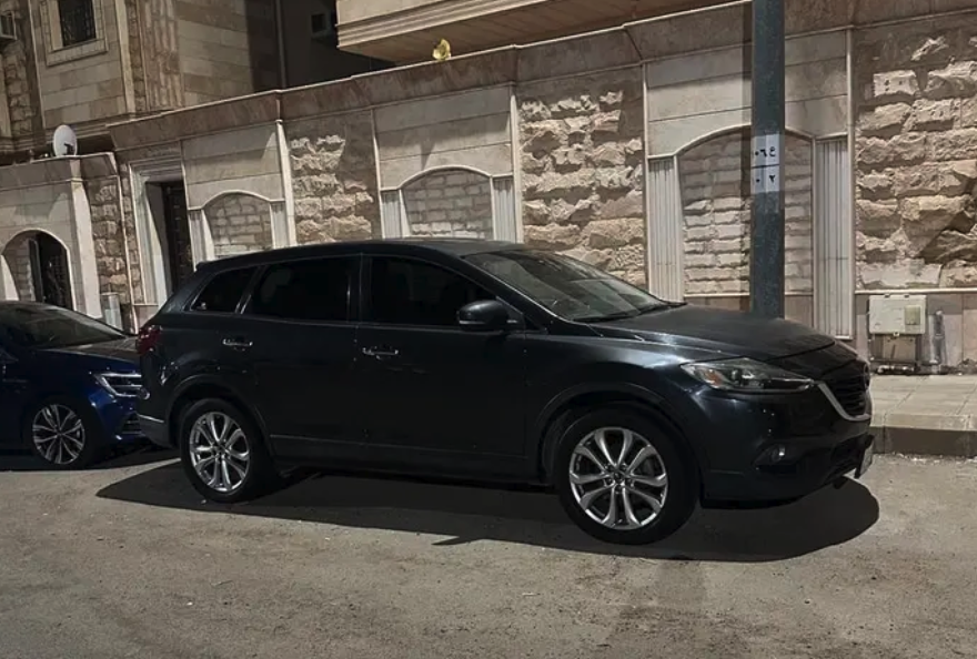 للبيع جيب مازدا cx9 موديل 2013 فل كامل