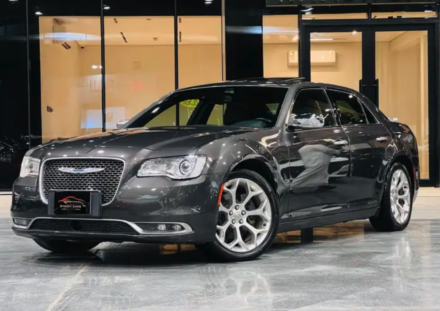 كرايزلر 2019 اكزكتيف فل (عرض خاص)