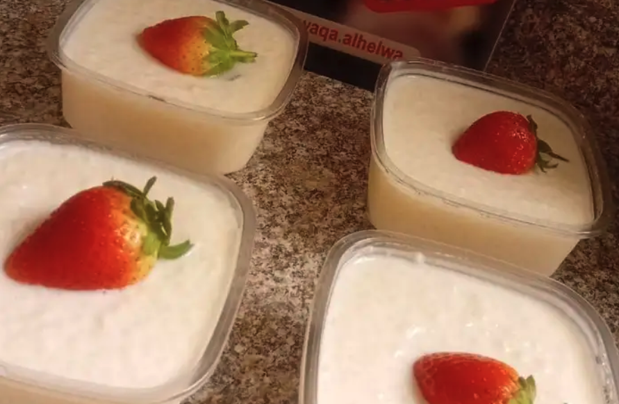 متوفر حلا رز بحليب وحلا فواكهه اليوم حياك بكميات