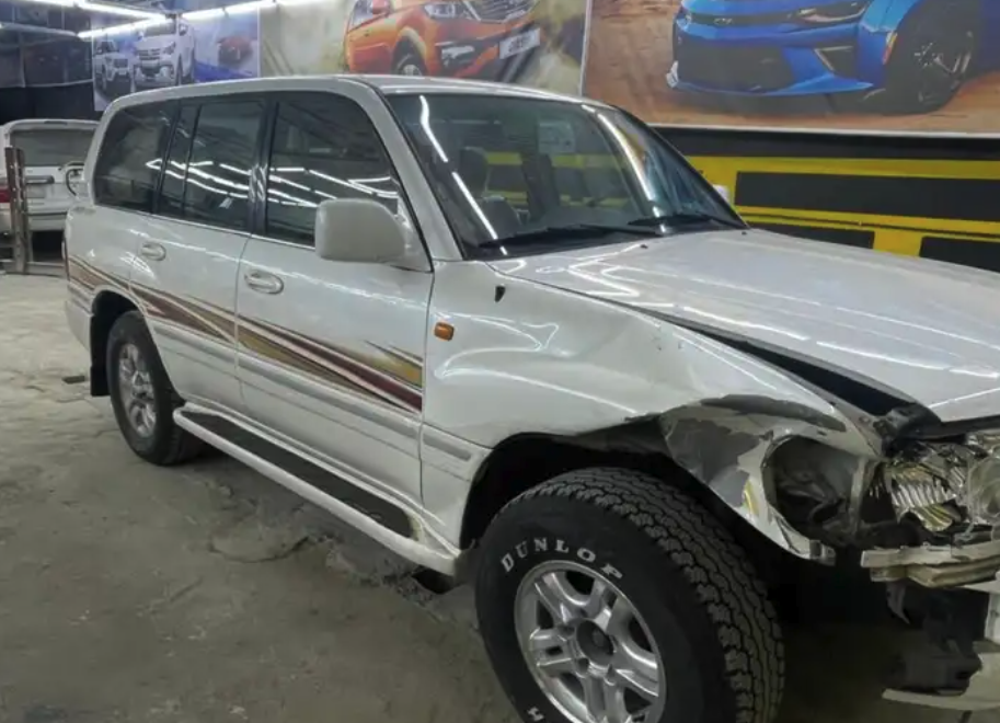 ورشة صيانة وسمكرة وبويه دهان بالفرن