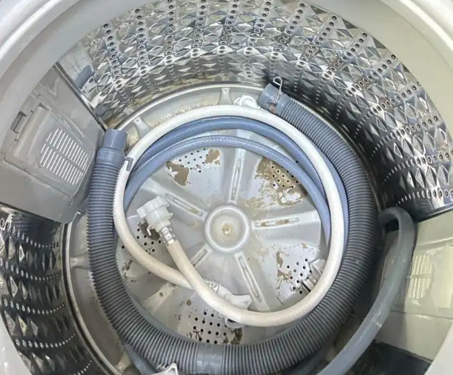 غسالة ملابس اتوماتيك