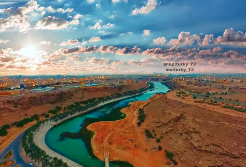 مصور عقاري درون بدقة عالية4k أسعار منافسة