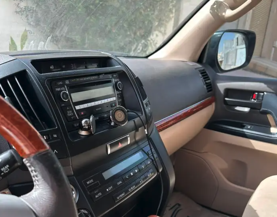 لاندكلوزر 2013 GXR