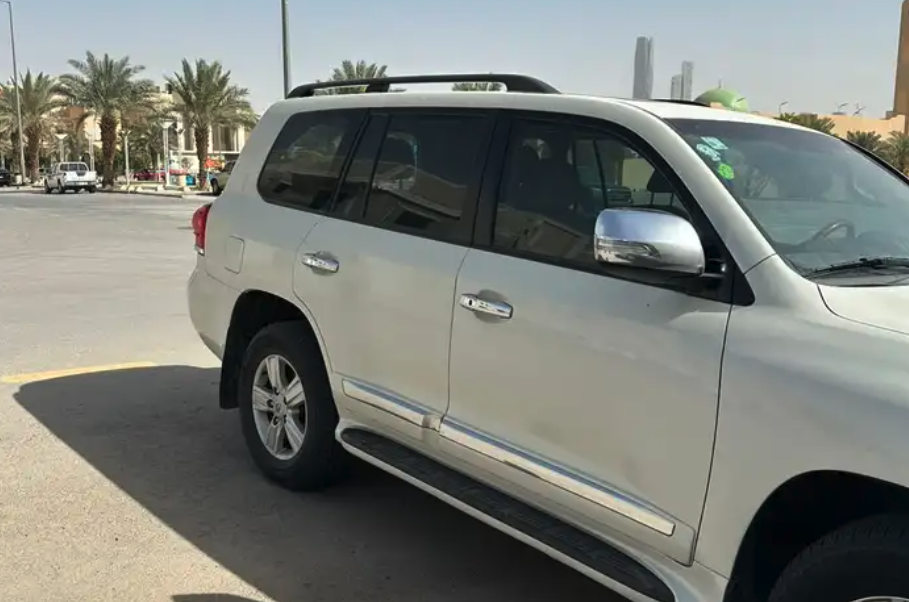 لاندكلوزر 2013 GXR