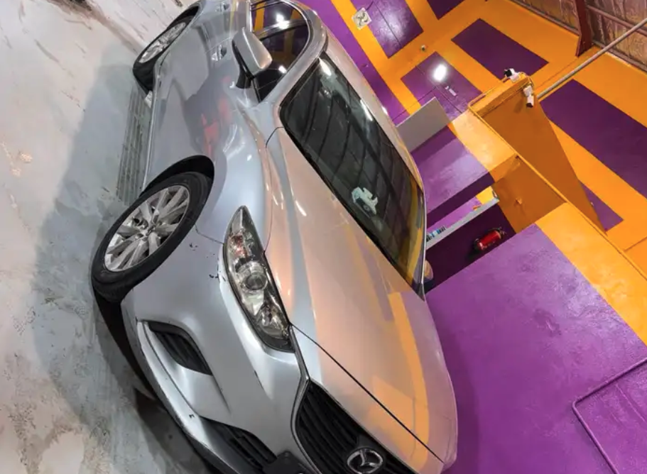 مركز صيانة السيارات